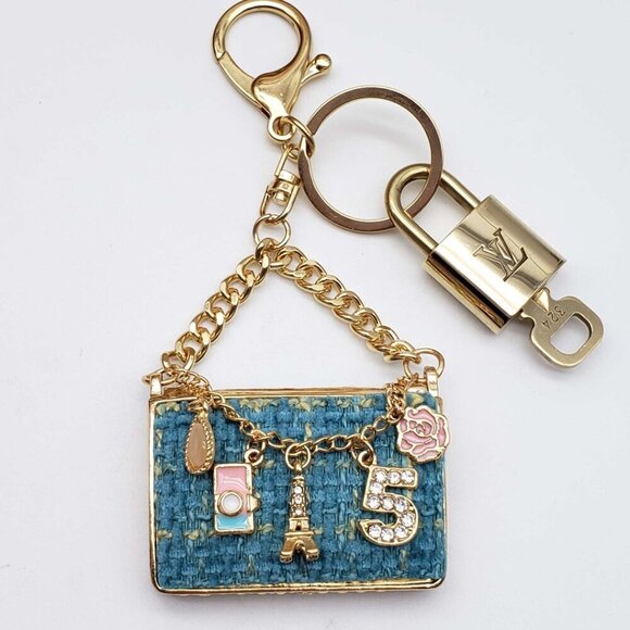 100% Auth Louis Vuitton Lock & Key with unbranded Bagcharm, Keycharm, Keychain - Picture 2 of 6